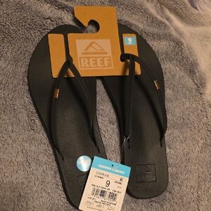 Reef Classic Black Sandals